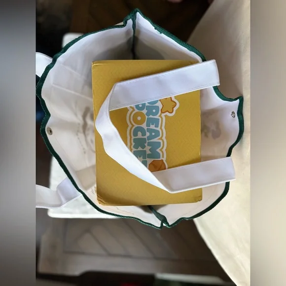 2025 New Starbucks Snoopy Tote Bag Shoulder Bag WHITE/GREEN Canvas - Picture 7 of 12